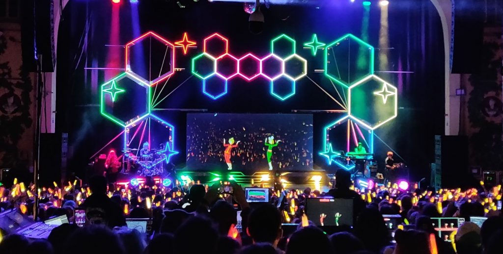 HOLOGRAMS GO HYPER @ HATSUNE MIKU EXPO 2020 // Music Monday